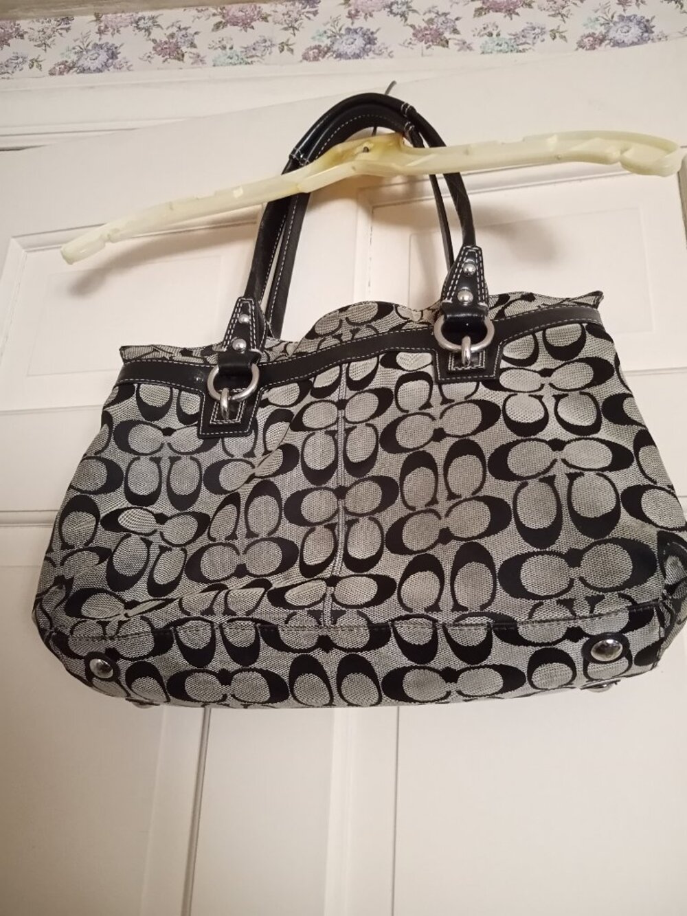 Coach Black and Gray Signature C's Canvas durable large tote bag vintage retired
